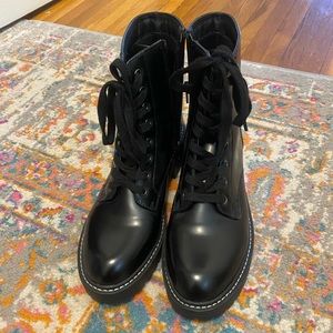 True Craft combat boots - brand new size 9M